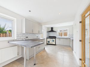 Kitchen- click for photo gallery